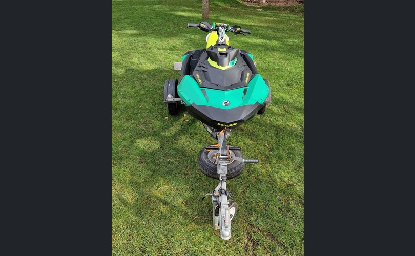 Sea-Doo Spark Trixx 3UP 90 HP-kuva-2